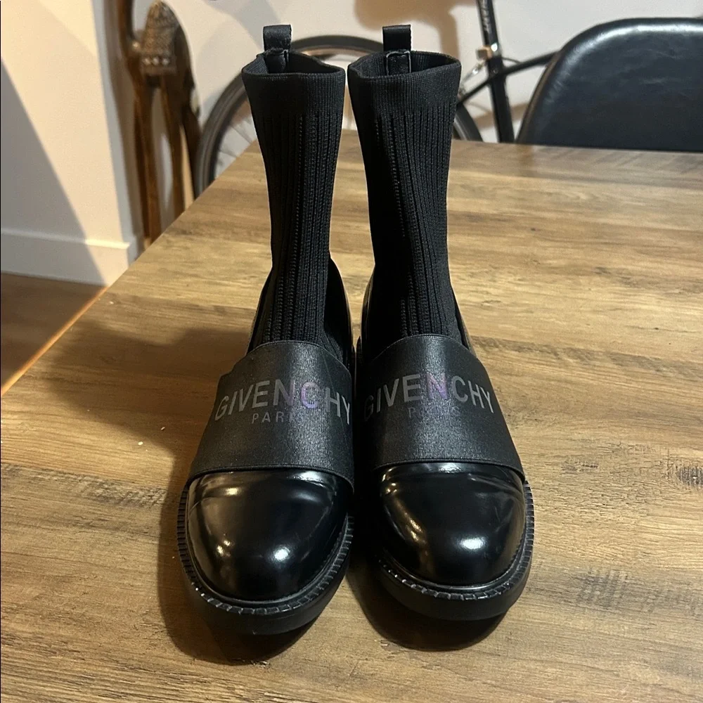 Givenchy Black Leather Sole - Picture 4 of 8